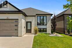 268 Moonstone CRESCENT | Chatham Ontario | Slide Image Four