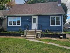 90 Alexandra AVENUE Chatham Ontario, N7M 1Y1