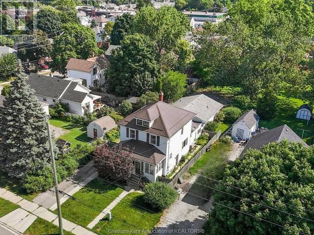 207-209 INSHES AVENUE Chatham Ontario, N7M 2Z5