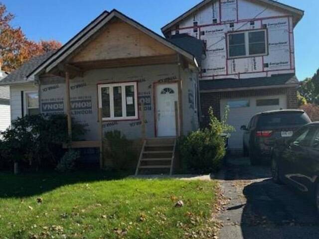 30 McNaughton AVENUE East Chatham Ontario, N7L 2G1