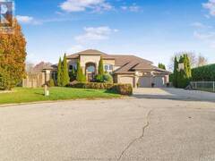 42 St. Andrews PLACE Chatham Ontario, N7M 6K2