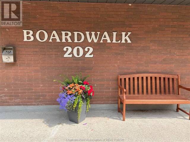 202 CAMPUS PARKWAY Unit# 106 Chatham Ontario, N7L 4Y4 - 1 Bedroom Condo For Sale