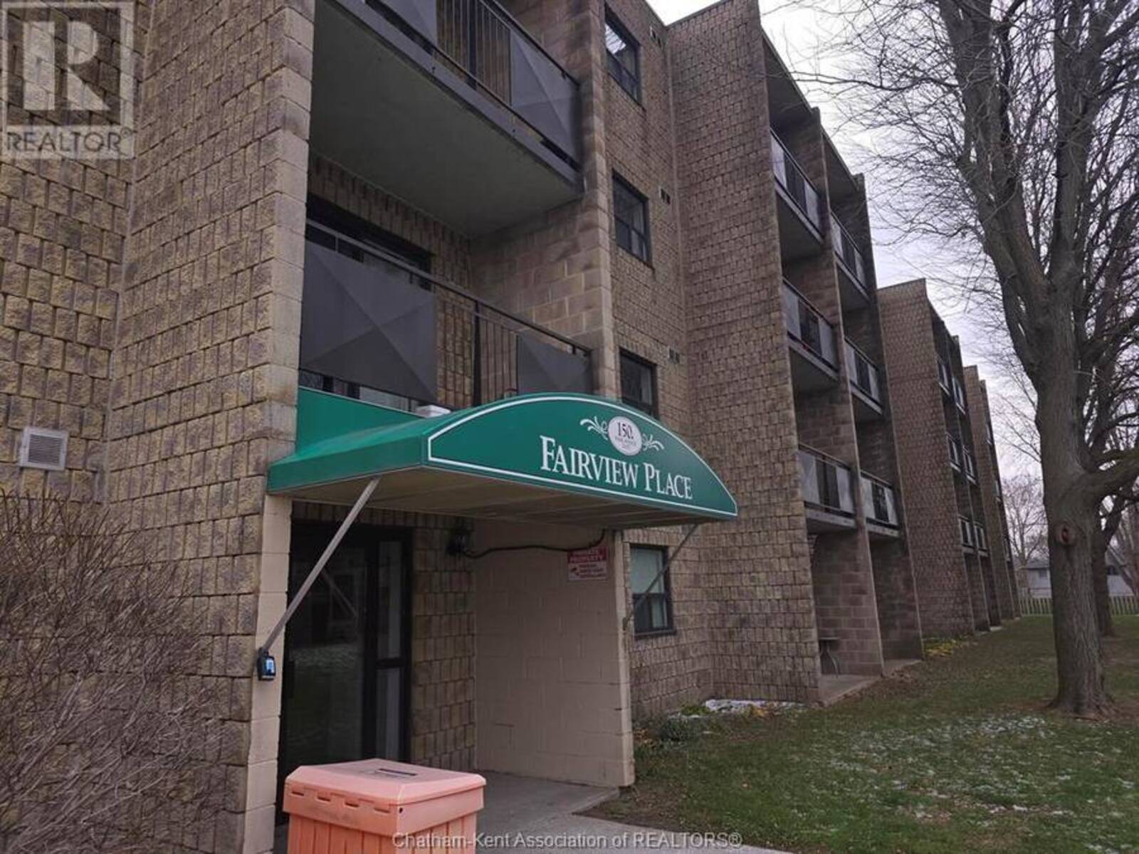 150 PARK AVENUE East Unit# 207, Chatham, Ontario N7M 3V6