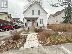 112 COLLEGE AVENUE South Sarnia Ontario, N7T 2Z3