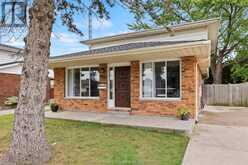 236 MICHENER ROAD | Chatham Ontario | Slide Image Eight