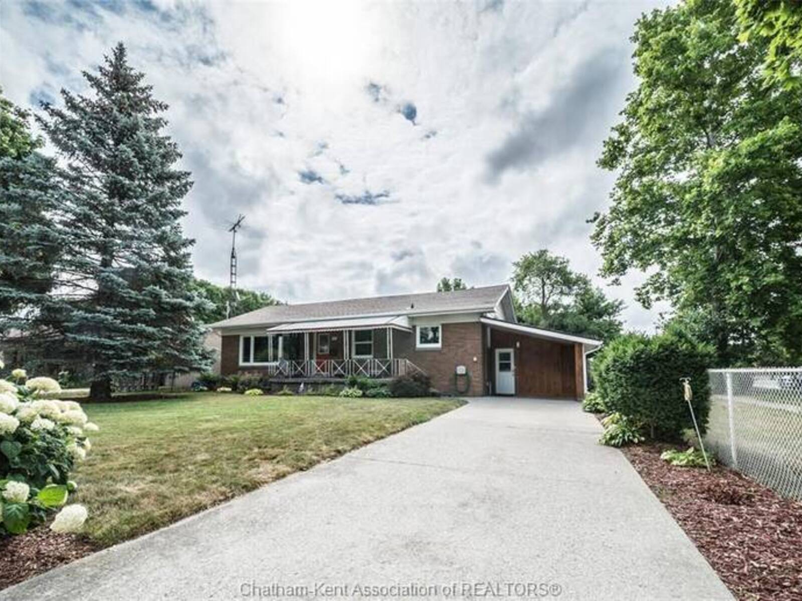 148 Gregory DRIVE West, Chatham, Ontario N7L 2L4