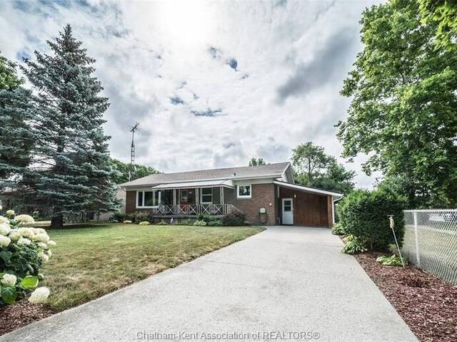 148 Gregory DRIVE West Chatham Ontario, N7L 2L4