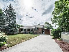 148 Gregory DRIVE West Chatham Ontario, N7L 2L4