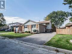 31 EARL DRIVE Chatham Ontario, N7M 5Y7