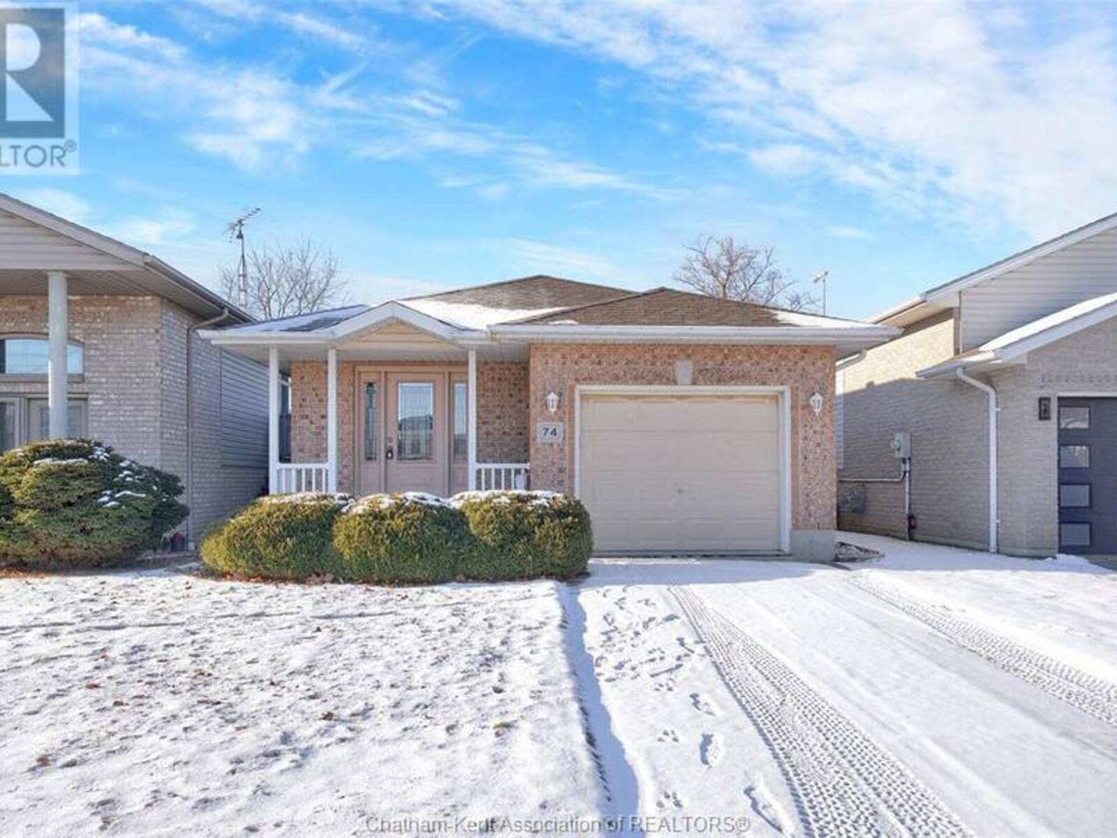 74 Taylor TRAIL, Chatham, Ontario N7L 5N2