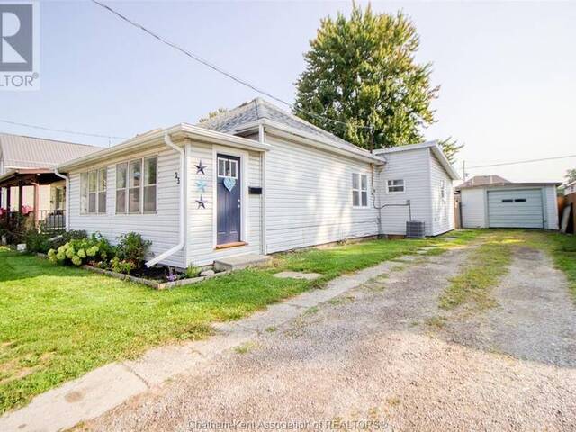 23 Degge STREET Chatham Ontario, N7M 4X3