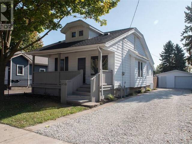 250 Forest STREET Chatham Ontario, N7L 2A9 - 4 Bedrooms Home For Sale