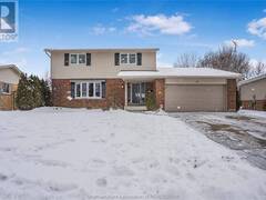 15 PARKWOOD DRIVE Chatham Ontario, N7M 2B1