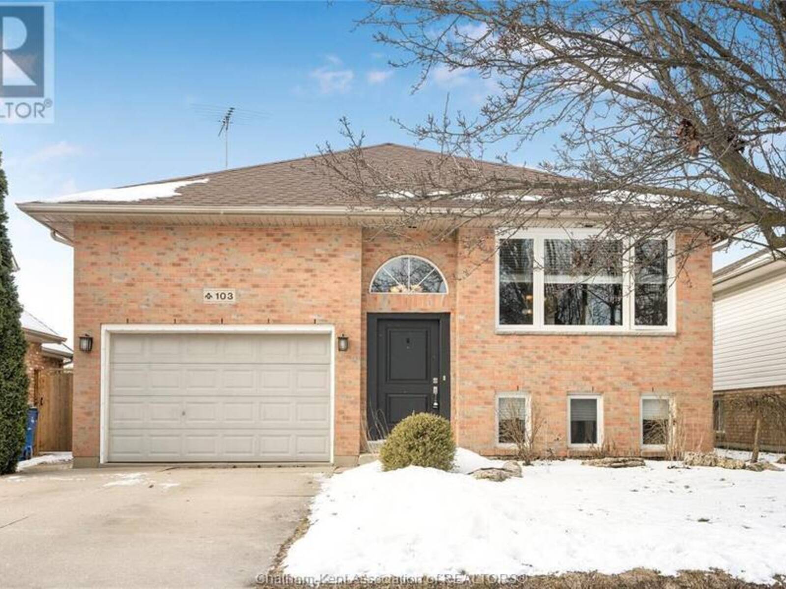 103 Garden Path, Chatham, Ontario N7L 5L6