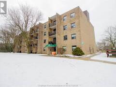 130 Park AVENUE East Unit# 404 Chatham Ontario, N7M 3V6