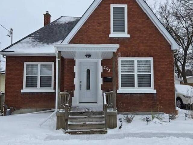 255 Selkirk STREET Chatham Ontario, N7L 1Z5 - 3 Bedrooms Home For Sale