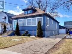 39 Lorne AVENUE Wallaceburg Ontario, N8A 3Y8