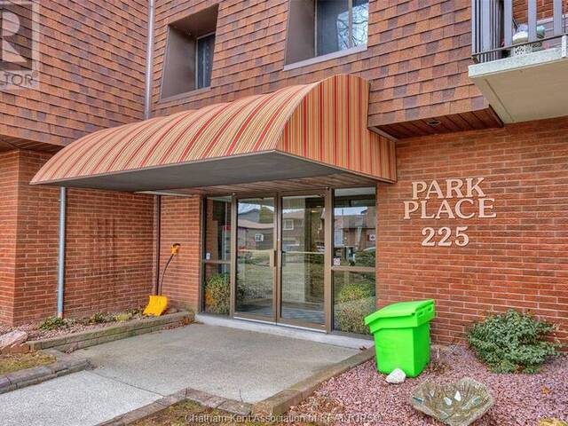 225 Campus PARKWAY Unit# 308 Chatham Ontario, N7L 4X2 - 2 Bedrooms Condo For Sale