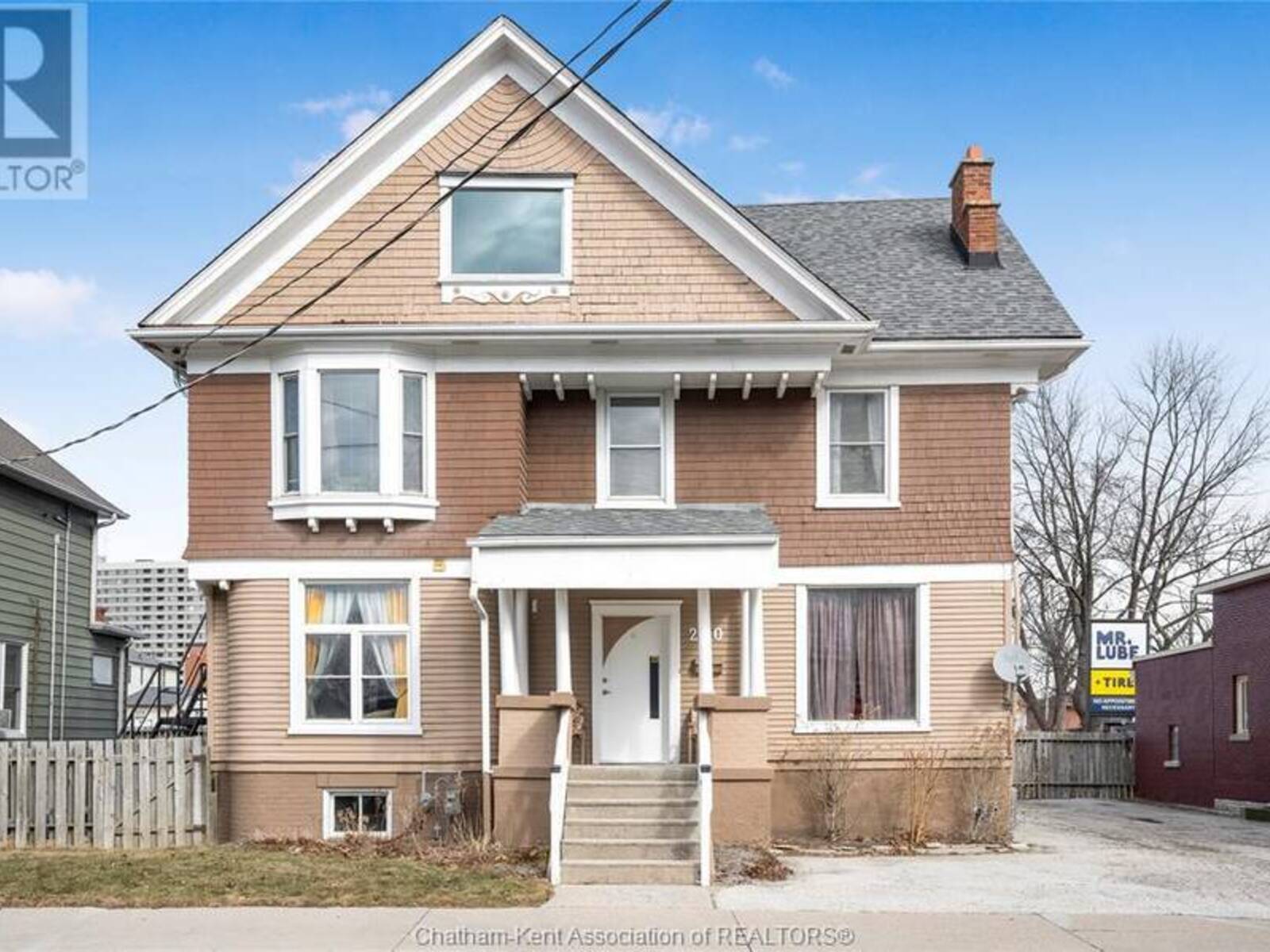 230 CROMWELL STREET, Sarnia, Ontario N7T 3X7