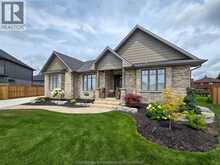 7 Tracy DRIVE | Chatham Ontario | Slide Image Two