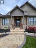 7 Tracy DRIVE | Chatham Ontario | Slide Image Five