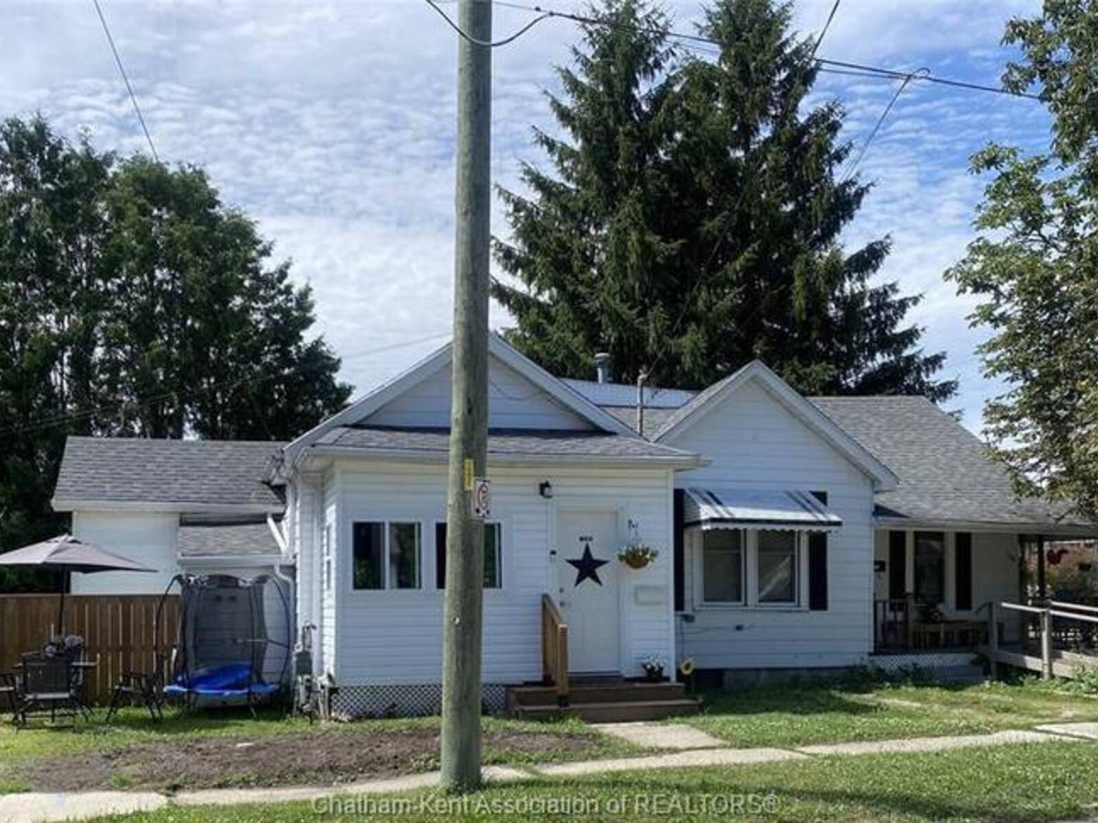 168 WEST STREET, Chatham, Ontario N7M 2R8