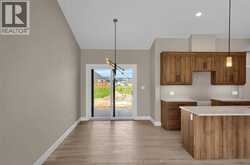 575 KEIL TRAIL North | Chatham Ontario | Slide Image Eight