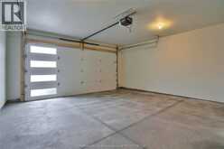 166 IRONWOOD TRAIL | Chatham Ontario | Slide Image Thirty-four