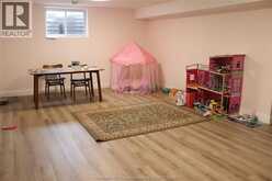 2 Delft COURT | Chatham-Kent Ontario | Slide Image Eleven