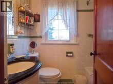 465 Victoria AVENUE | Chatham Ontario | Slide Image Thirty-nine