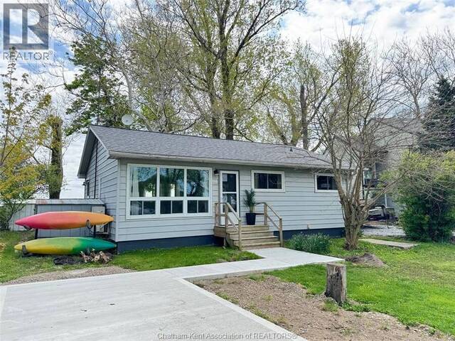83 Marentette Beach DRIVE Leamington Ontario, N8H 3V7 - 3 Bedrooms Waterfront Home For sale