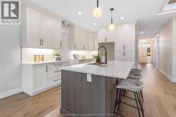 96 BLOOMINGTON WAY | Chatham Ontario | Slide Image Eighteen