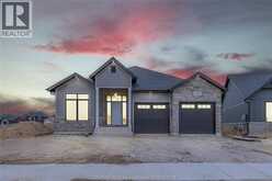 64 BLOOMINGTON WAY | Chatham Ontario | Slide Image Four