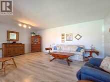 21 Earl DRIVE | Chatham Ontario | Slide Image Ten