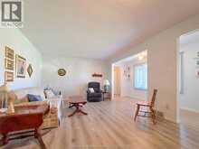 21 Earl DRIVE | Chatham Ontario | Slide Image Twelve