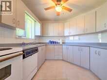 21 Earl DRIVE | Chatham Ontario | Slide Image Fifteen