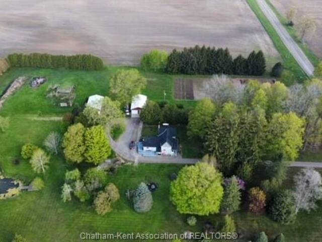 22054 KNOLL ROAD Chatham-Kent Ontario, N0P 2K0 - 5 Bedrooms Home For Sale