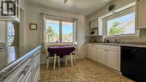 94 Stanley AVENUE | Chatham Ontario | Slide Image Nine