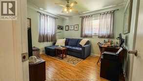 94 Stanley AVENUE | Chatham Ontario | Slide Image Fourteen