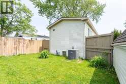 144 Dunkirk DRIVE | Chatham Ontario | Slide Image Twenty-nine