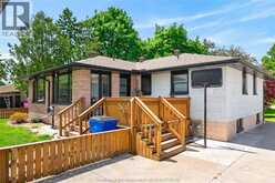 944 MCNAUGHTON AVENUE | Chatham Ontario | Slide Image Two