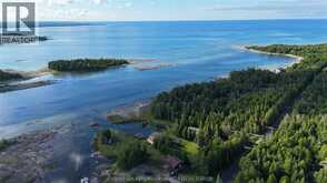 V/L Warner Bay ROAD | Tobermory Ontario | Slide Image Thirty-nine
