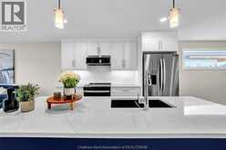 240 IRONWOOD TRAIL | Chatham Ontario | Slide Image Ten