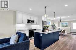 240 IRONWOOD TRAIL | Chatham Ontario | Slide Image Eleven