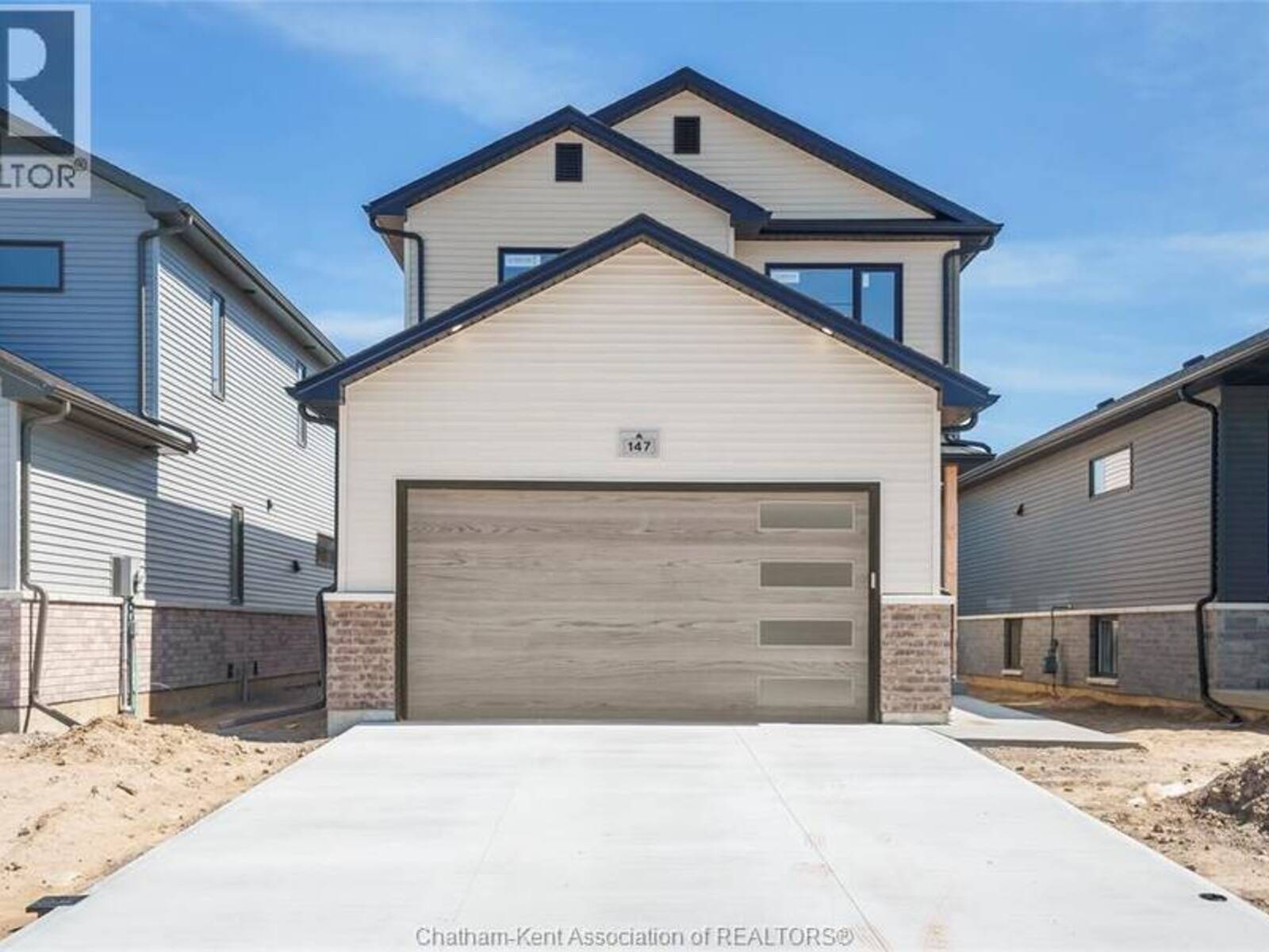 199 IRONWOOD TRAIL, Chatham, Ontario N7M 0T3