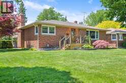 18 WOODLAND AVENUE | Chatham Ontario | Slide Image One