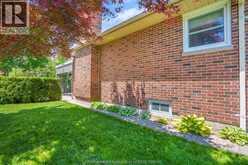 18 WOODLAND AVENUE | Chatham Ontario | Slide Image Seven