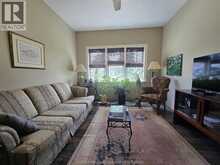 263 DELAWARE AVENUE | Chatham Ontario | Slide Image Nine