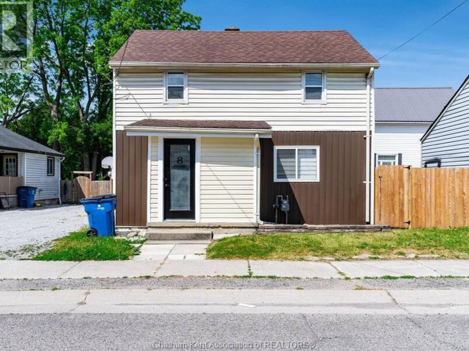 8 Payne STREET, Chatham, Ontario N7M 4M9