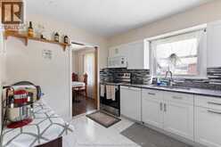 1402 Elsmere AVENUE | Windsor Ontario | Slide Image Seventeen